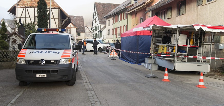 Der Tatort in Hemmental: Hier hat die Polizei zwei erstochene Männer aufgefunden.