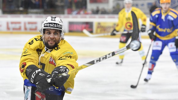 Thomas Ruefenacht von Bern, beim Eishockey-Qualifikationsspiel der National League A zwischen dem HC Davos und SC Bern, am Freitag, 13. Januar 2017, in der Vaillant Arena in Davos. (KEYSTONE/Gian Ehre ...