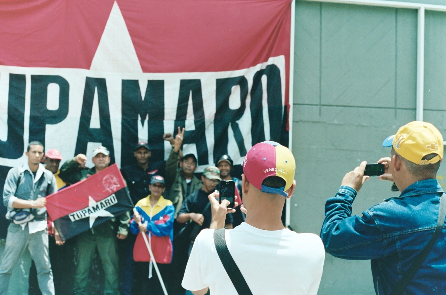 Die «Tupamaro» sind eine Miliz und verfolgen das Ziel, das Erbe des verstorbenen sozialistischen Präsidenten Hugo Chávez zu verteidigen und weiterzutragen.&nbsp;