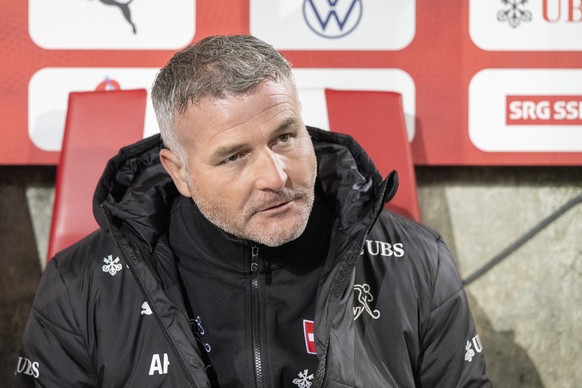Trainer Alex Frei from Switzerland during the UEFA European Under-21 Championship 2027 Qualifying Group C soccer match between Switzerland and Faroe Islands, at the Stockhorn Arena, in Thun, Switzerla ...