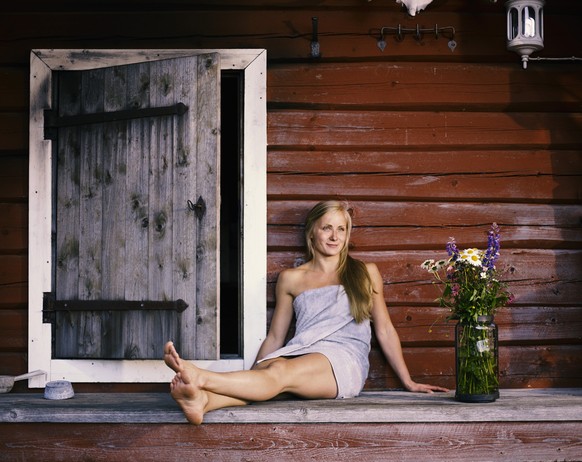 In Finnland auch im Sommer ein Must: Chillen in der Sauna und dann draussen die Ruhe geniessen.
