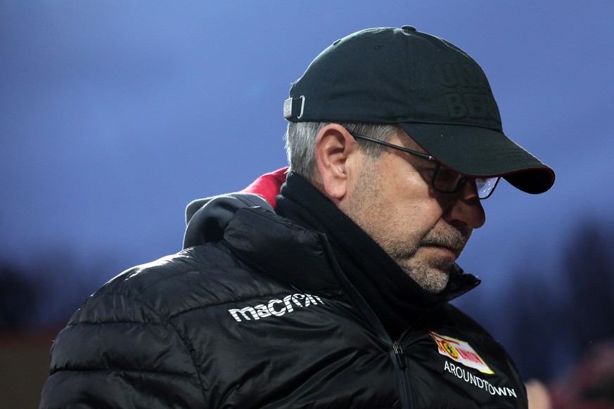 epa08055054 Union?s head coach Urs Fischer reacts during the German Bundesliga soccer match between Union Berlin and 1. FC Koeln in Berlin, Germany, 08 December 2019. EPA/FELIPE TRUEBA CONDITIONS - AT ...