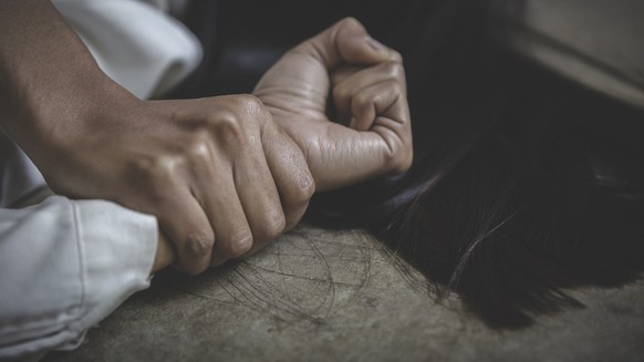 rape, vergewaltigung, missbrauch, uebergriff, schaendung