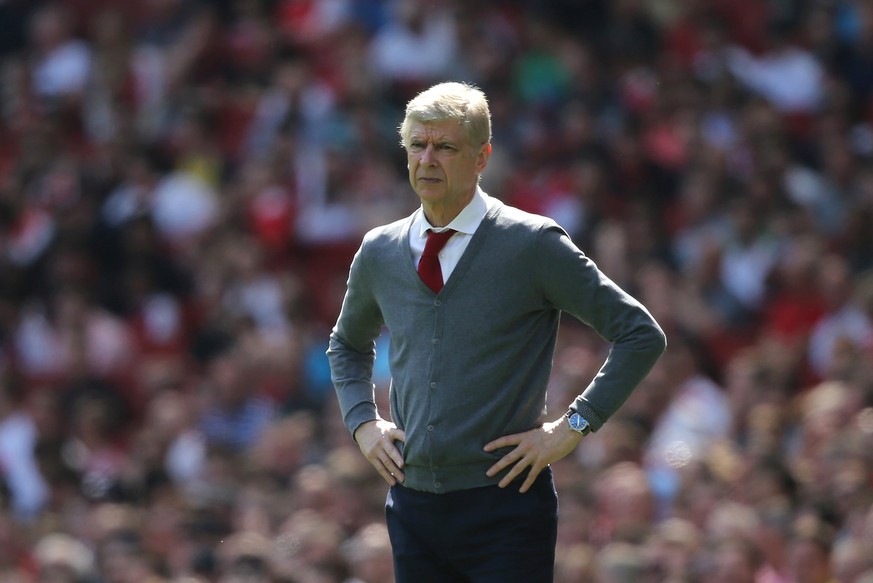 epa06685274 Arsenal manager Arsene Wenger during the English Premier League match between Arsenal FC and West Ham United at the Emirates Stadium in London, Britain, 22 April 2018. EPA/KIERAN GALVIN ED ...