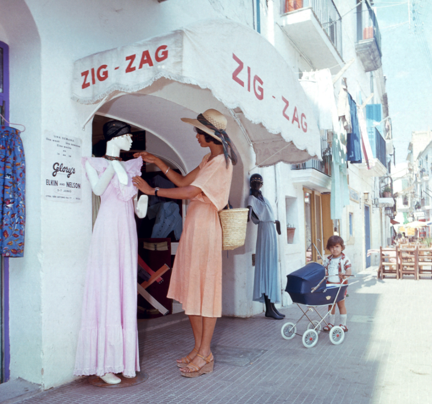 "Walter Rudolph – Ibiza 1976"

https://agonyecstasygallery.com/products/walter-rudolph-ibiza-1976
