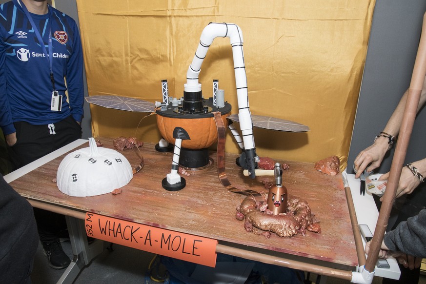 Pumpkin Carving Contest
Requester: Jane Platt
Photographer: Bob PAz
Date:10/30/19
Photolab order: IMCOPS18.10.01.8