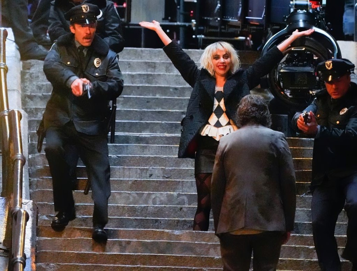 NEW YORK, NEW YORK - APRIL 04: Lady Gaga and Joaquin Phoenix are seen on location for 'Joker: Folie a deux' in on April 04, 2023 in New York City. (Photo by Gotham/GC Images)