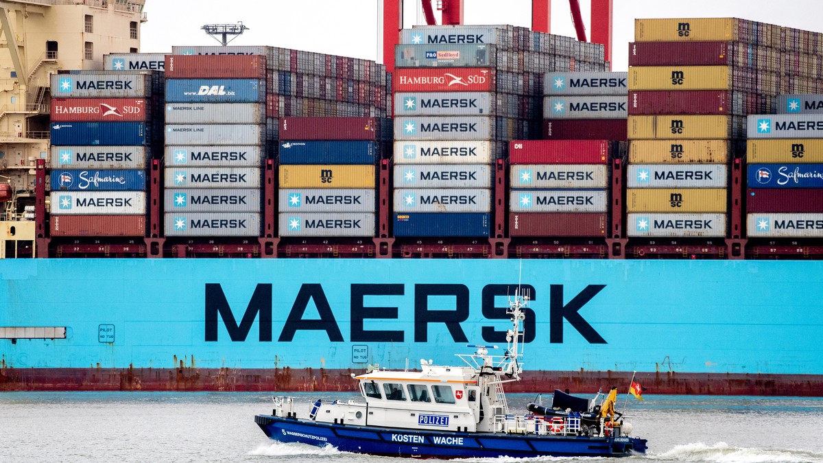 Shipping giant Maersk suspends travel through the Red Sea indefinitely Explosion in Beirut – at least one car in flames