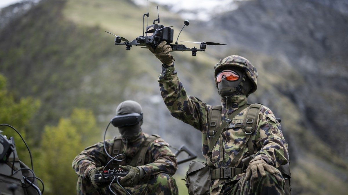 Sicherheitsbefragung der ETH: Schweizer wollen mehr Geld für die Armee