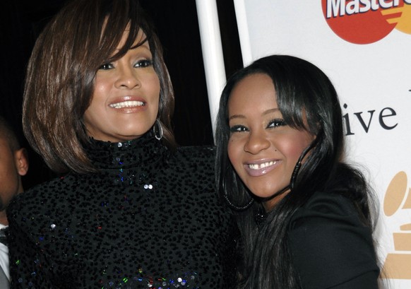 Whitney Houston und ihre Tochter Bobbi Kristina im Februar 2011.