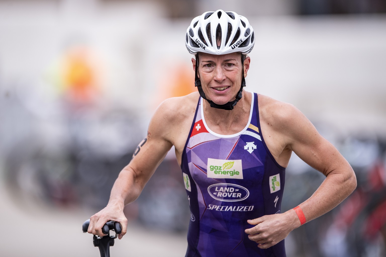 Nicola Spirig bei den Triathlon Schweizermeisterschaften in der Super Sprint Distanz am Sonntag, 27. September 2020 auf dem Campus Sursee.(KEYSTONE/Urs Flueeler).