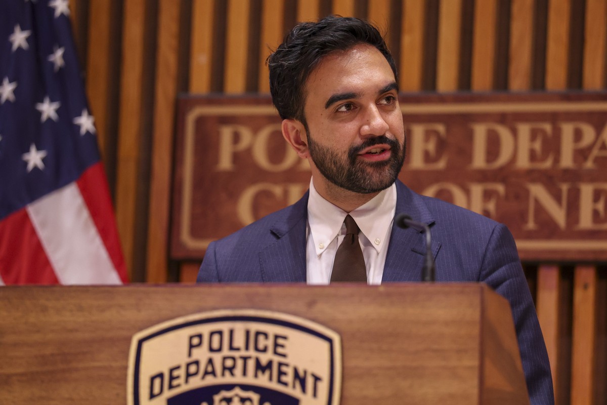 epa13081073 New York City Mayor Zohran Mamdani speaks during a quarterly crime statistics briefing at One Police Plaza in New York, New York, USA, 02 July 2026. EPA/SARAH YENESEL