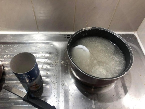 cooking disasters kochen fails https://www.reddit.com/r/Wellthatsucks/comments/gi7unj/making_yummy_salt/