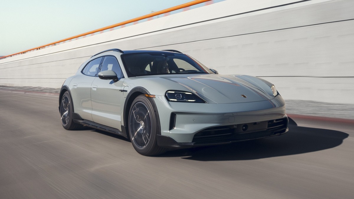 Porsche Taycan 4S Cross Turismo