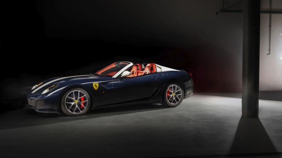 &lt;p&gt;Ferrari SA Aperta mit Jahrgang 2012. Schätzwert: 1,4 bis 1,6 Millionen Franken. Weltweit 80 Exemplare.&lt;/p&gt;