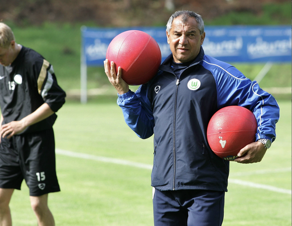 Felix Magath und die Medizinbälle