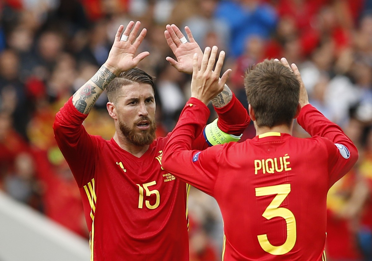 Auf Klubebene Feinde, im Nationalteam, naja, Freunde: Ramos und Piqué.