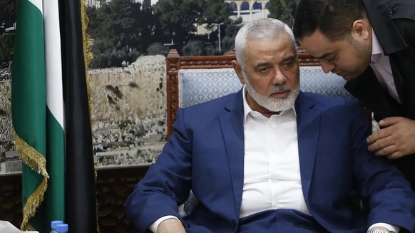 Reiste nach Ägypten: Der politische Anführer der Hamas, Ismail Hanija, nimmt in Doha an diplomatischen Gesprächen teil.