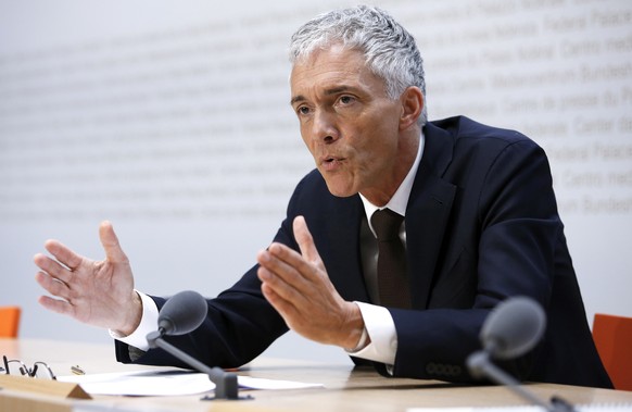 epa07561016 Swiss Federal Attorney Michael Lauber speaks during a press conference at the Media Centre of the Federal Parliament in Bern, Switzerland, 10 May 2019. Federal Attorney Michael Lauber is c ...