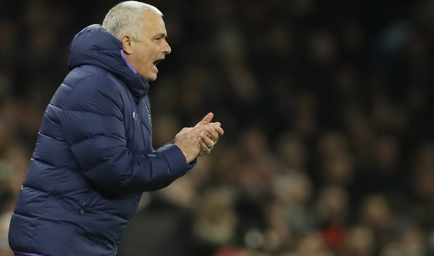 Tottenham&#039;s manager Jose Mourinho shouts during the English FA Cup fifth round soccer match between Tottenham Hotspur and Norwich City at Tottenham Hotspur stadium in London Wednesday, March 4, 2 ...