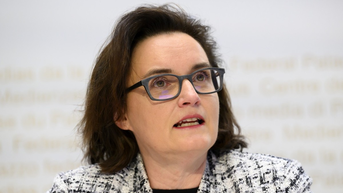 Marlene Amstad, Verwaltungspraesident FINMA, spricht waehrend der Jahresmedienkonferenz der Eidgenoessischen Finanzmarktaufsicht FINMA, am MIttwoch, 5. April 2022 in Bern. (KEYSTONE/Anthony Anex)