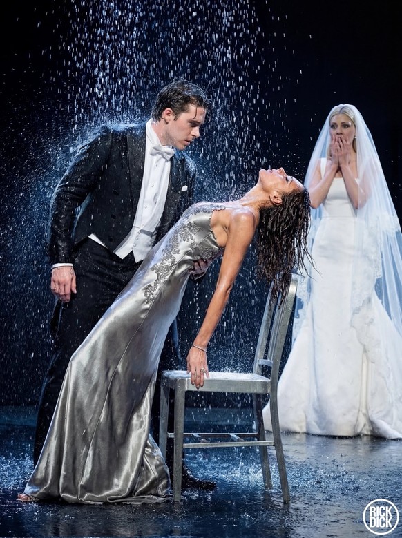 bilder von tanzender Victoria Beckham