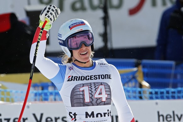 epa06378120 Jasmine Flury, of Switzerland, reacts in the finish area, during the women&#039;s Super-G race at the FIS Alpine Ski World Cup, in St. Moritz, Switzerland, 09 December 2017. EPA/ALEXANDRA  ...