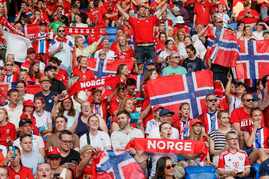 02th July 2025, St. Jakob-Park stadium: the fans during the UEFA Womens EURO 2025 Group A match between Switzerland and Norway at St. Jakob-Park in Basel, Switzerland. Francesco Farina/SPP FRANCESCO F ...