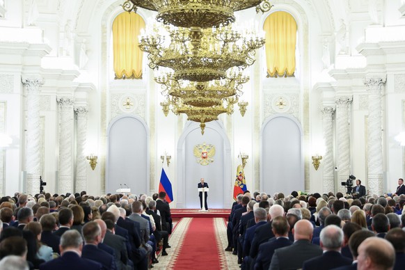 epa13135724 Russian President Vladimir Putin speaks during a meeting with members of the State Duma?s eighth convocation at the Kremlin in Moscow, Russia, 27 July 2026. EPA/SOFIA SANDURSKAYA/SPUTNIK/K ...