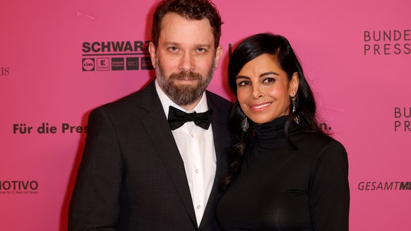 ARCHIV - 12.04.2024, Berlin: Christian Ulmen und Collien Ulmen-Fernandes, Schauspieler, kommen zum 71. Bundespresseball. (zu dpa: «Promi-Paar Ulmen-Fernandes gibt Trennung bekannt») Foto: Carsten Koal ...