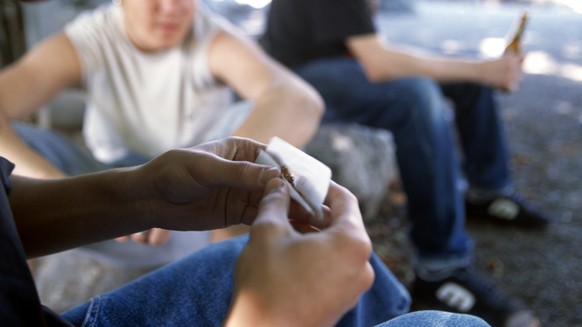 ARCHIV - ZUR SCHUELERSTUDIE HBSC 2018 STELLEN WIR IHNEN FOLGENDES BILDMATERIAL ZUR VERFUEGUNG, AM DONNERSTAG, 28. MAERZ 2019 - [Stockbild, gestellte Aufnahme] Switzerland. Schweiz. Zurich. Zuerich. Qu ...