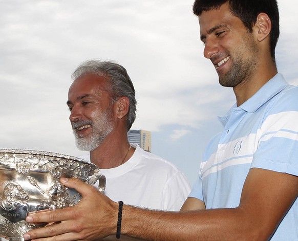 Bis im Sommer 2010 interessierte sich Igor Cetojevic nicht für Tennis, ab Ende 2010 arbeitete er Vollzeit für Novak Djokovic. 