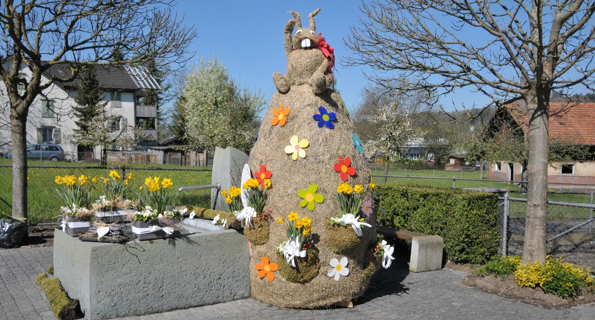 Rauszeit: Osterbrunnen in Bischofszell