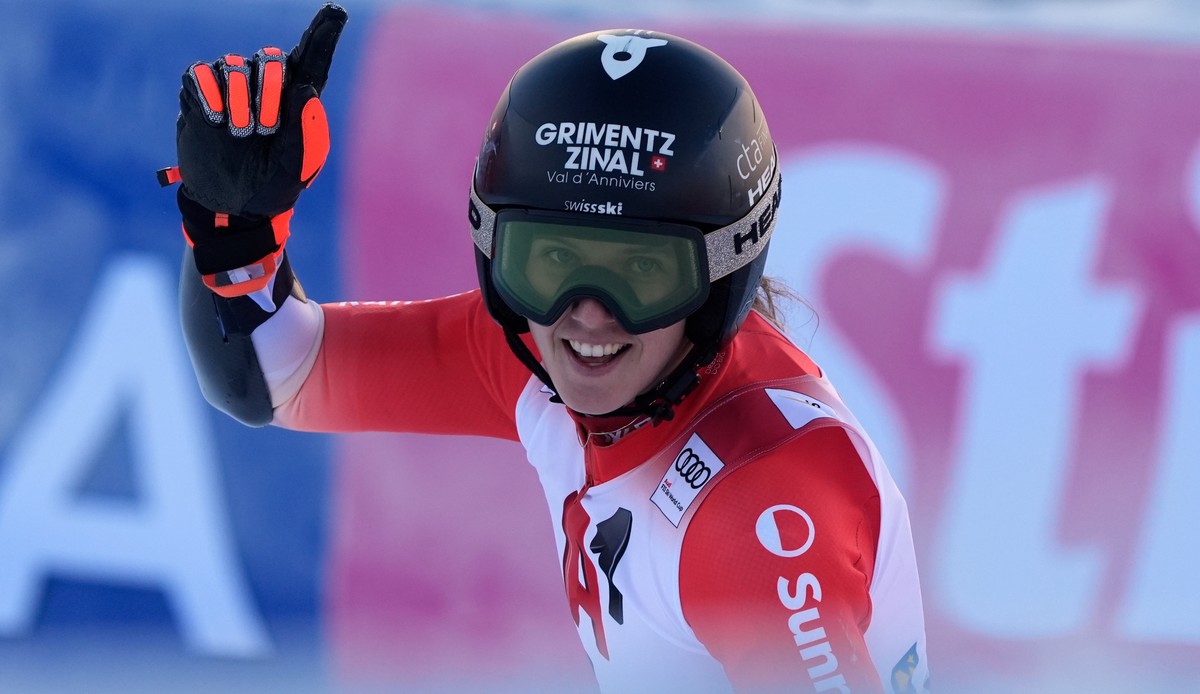 Switzerland's Camille Rast celebrates at the finish area of an alpine ski, women's World Cup giant slalom, in Semmering, Austria, Saturday, Dec. 27, 2025. (AP Photo/Giovanni Auletta)
Austria ...