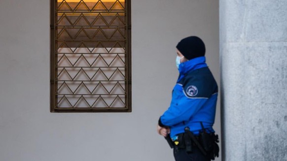 Kein Schongang für die ’Ndrangheta in Bellinzona: Polizeiwache vor dem Bundesstrafgericht.