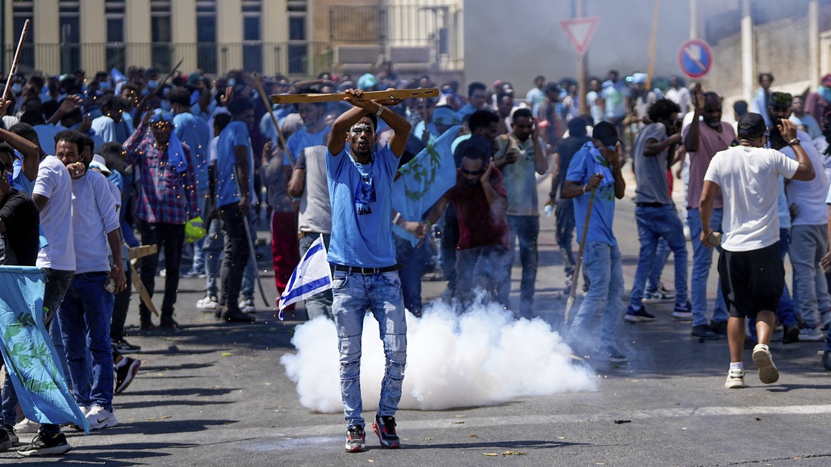 After incidents last weekend: outbreaks of violence between Eritreans in Europe are on the rise According to the SRG’s election barometer, the Greens are rising again – but another party is falling