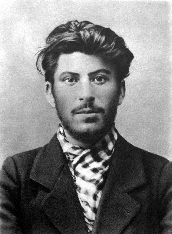 IM000300.JPG joseph stalin 1902 polizeiakte mugshot jung history russland https://en.wikipedia.org/wiki/Joseph_Stalin