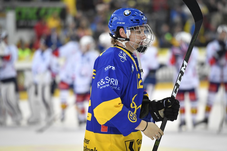 Nando Eggenberger von Davos, nach dem Eishockey-Qualifikationsspiel der National League A zwischen dem HC Davos und den ZSC Lions, am Samstag, 19. November 2016, in der Vaillant Arena in Davos. (KEYST ...