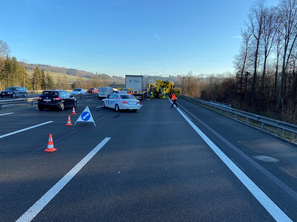 Am Mittwochmorgen braucht es im Morgenverkehr viel Geduld.