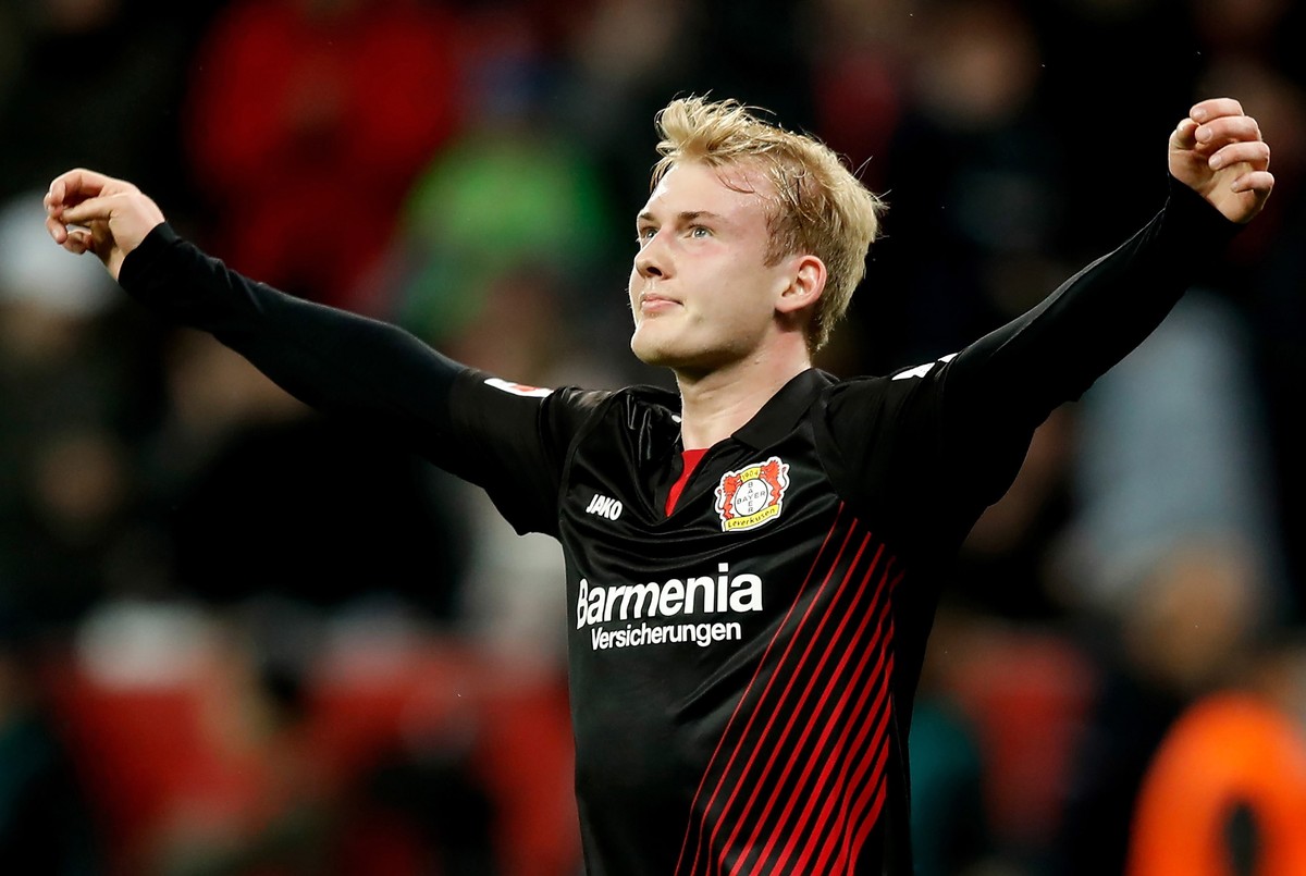 epa07592199 (FILE) Leverkusen's Julian Brandt celebrates scoring the 2-0 lead during the German Bundesliga soccer match between Bayer 04 Leverkusen and Borussia Moenchengladbach in Leverkusen, Ge ...
