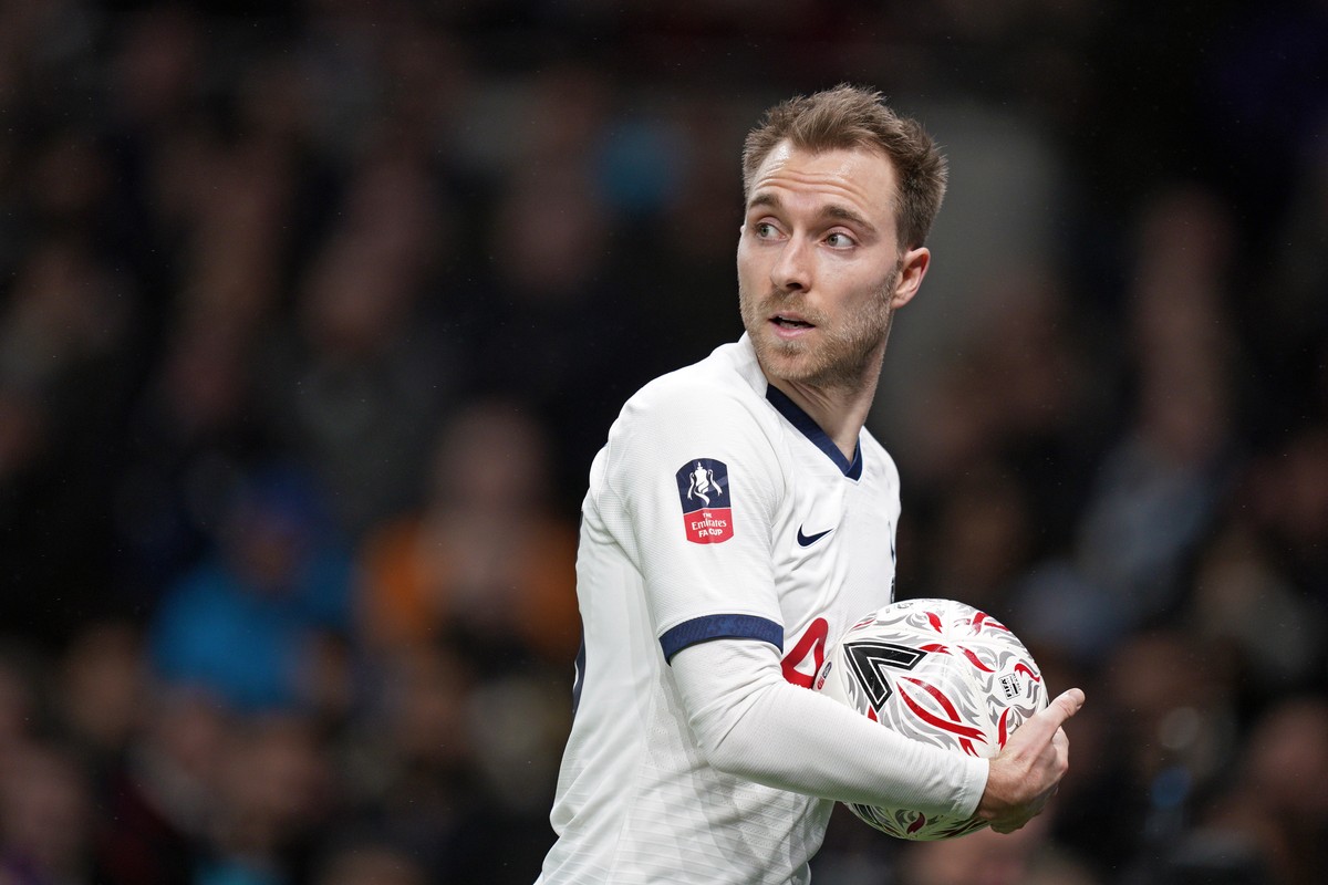 epa08128762 Tottenham's Christian Eriksen during the FA Cup third round soccer match between Tottenham and Middlesborough at Tottenham Hotspur Stadium, London, Britain, 14 January 2020. EPA/WILL  ...