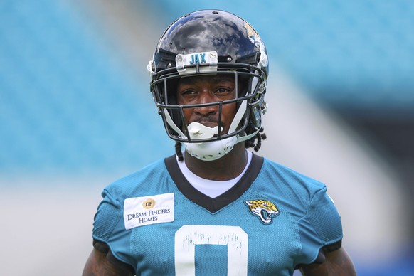 Jacksonville Jaguars wide receiver Calvin Ridley practices during the NFL football team&#039;s OTA offseason workouts in Jacksonville, Fla., Monday, May 22, 2023. (AP Photo/Gary McCullough)
Calvin Rid ...