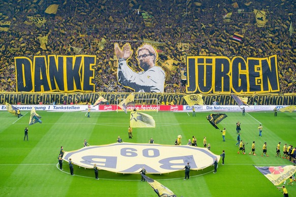 Samstag 23.05.2015, 1. Bundesliga, Saison 2014/2015, 34. Spieltag, BV Borussia Dortmund - SV Werder Bremen, BVB Fans, Suedtribuene mit Danke Juergen, zur verabschiedung von Trainer Juergen Klopp (BVB) ...