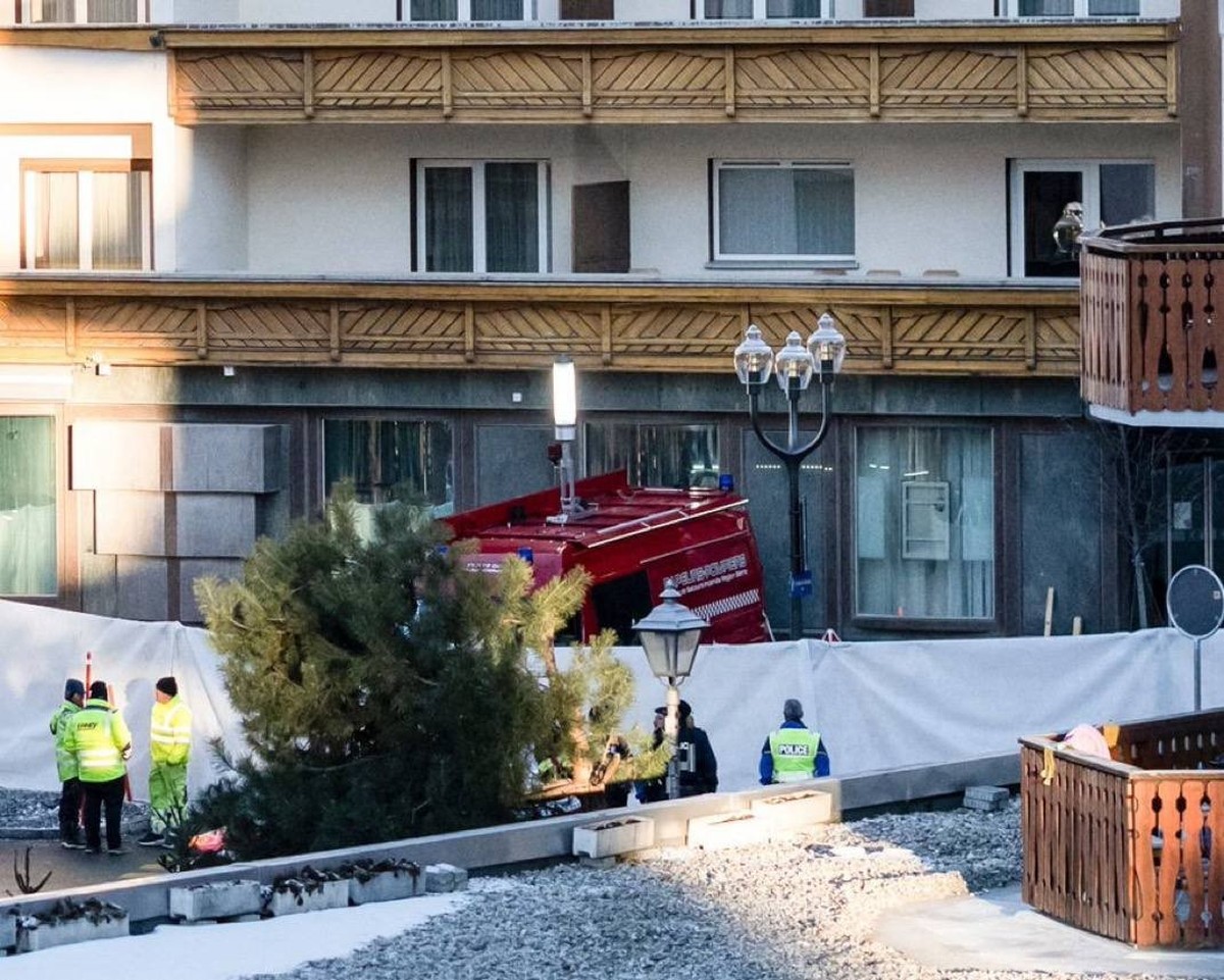 crans montana

https://x.com/LAMUSIQUESTAR/status/2006662915428909370/photo/3