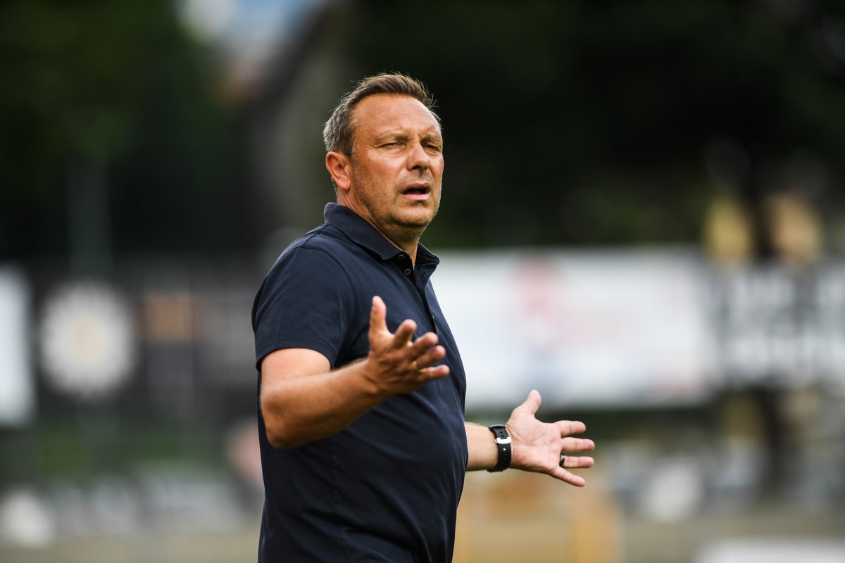 Zurich's head coach Andre Breitenreiter reacts during the Super League soccer match FC Lugano against FC Zuerich, at the Cornaredo stadium in Lugano, on Sunday, 25 July, 2021. (KEYSTONE/Ti-Press/ ...