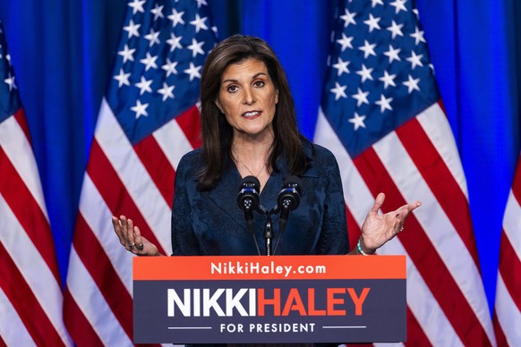 epa11168320 US Republican presidential candidate Nikki Haley tells supporters she is not dropping out of the primaries during what she labeled a 'state of the race speech'.  in Greenville, South...