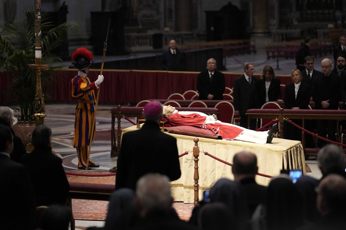 The body of late Pope Emeritus Benedict XVI laid out in state inside St. Peter's Basilica at The Vatican, Monday, Jan. 2, 2023. Benedict XVI, the German theologian who will be remembered as the f ...
