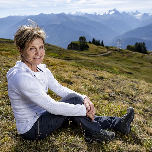 Erika Hess, ancienne skieuse suisse, pose lors de la rencontre medias pour les prochain Championnats du monde de ski alpin 2027 le mercredi 26 aout 2026 a Crans-Montana. (KEYSTONE/Jean-Christophe Bott ...