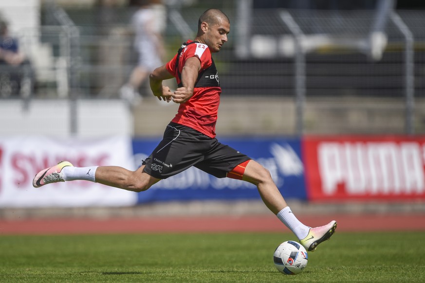 Eren Derdiyok beim heutigen Training in Lugano.