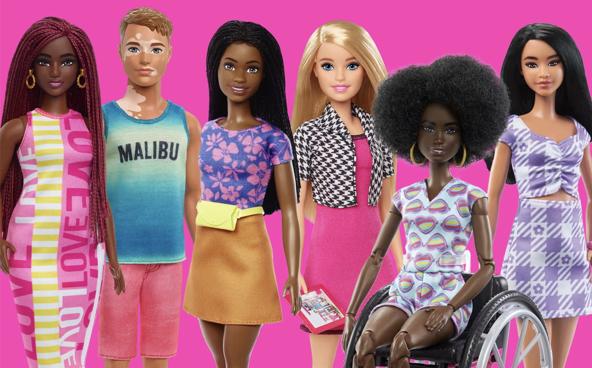 Inklusive Reihe von Barbie.